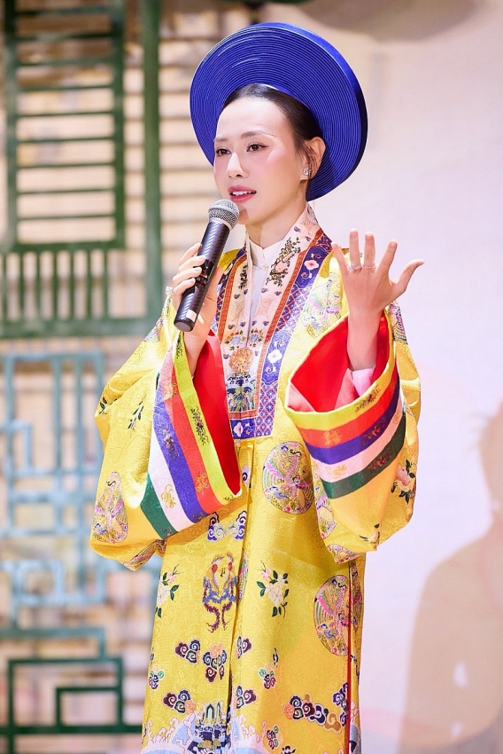 Phương Oanh 'chơi lớn' trong tiệc sinh nhật cặp song sinh