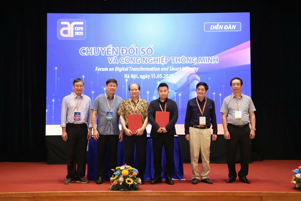 VAA ký kết hợp tác với các tổ chức, hiệp hội Việt Nam - Trung Quốc thúc đẩy phát triển công nghệ, AI và năng lượng mới