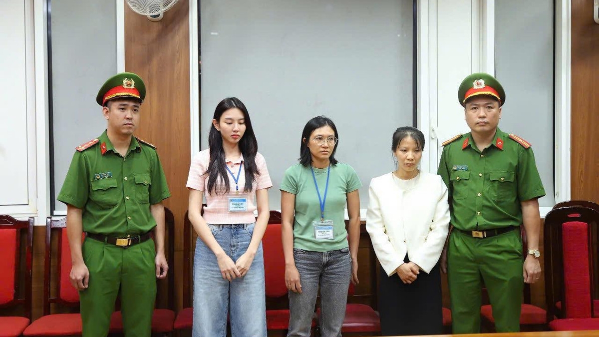 Những ai bị khởi tố cùng Hoa hậu Thùy Tiên vụ kẹo Kera?