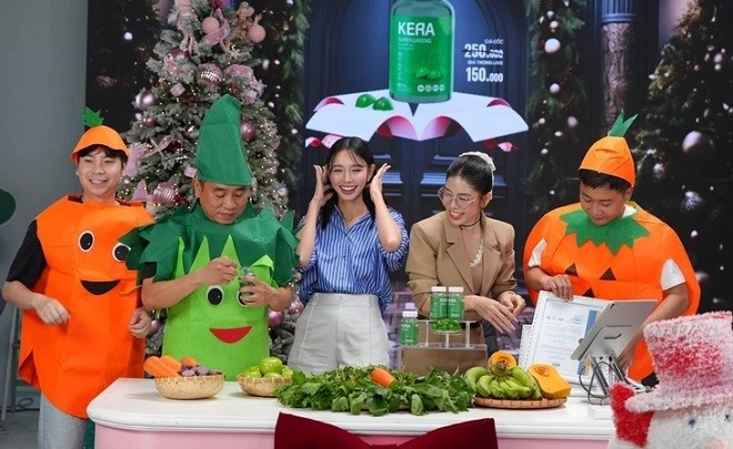 Khởi tố hoa hậu Nguyễn Thúc Thuỳ Tiên