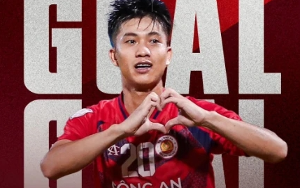 Tiền đạo Phan Văn Đức chốt tương lai?