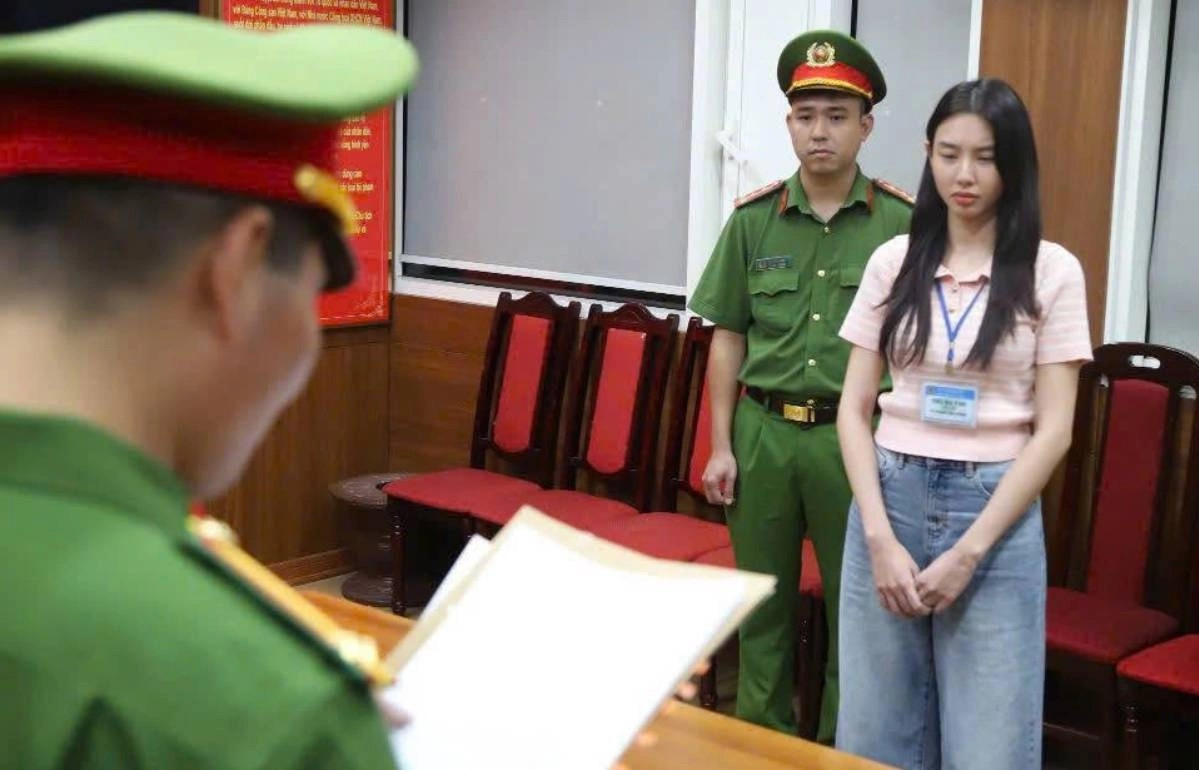 Hoa hậu Thùy Tiên bị khởi tố: Bi kịch sau hào quang…