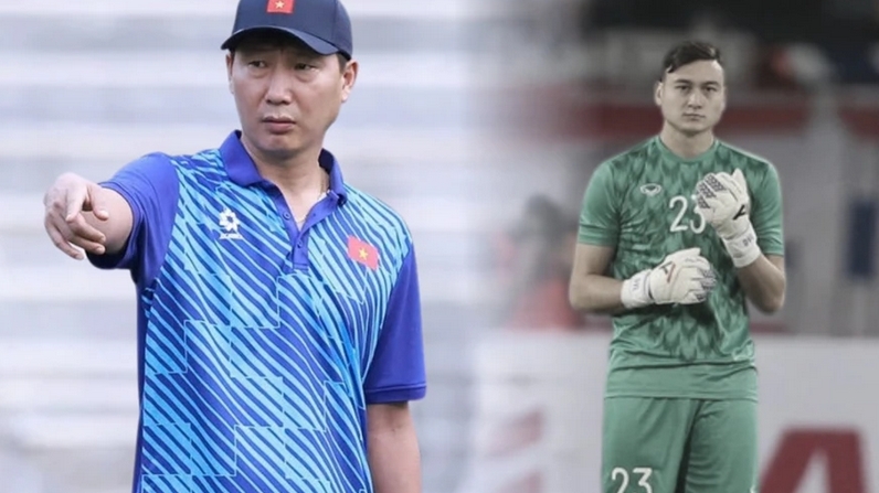 Vì sao HLV Kim Sang Sik tiếp tục nói không với Đặng Văn Lâm?