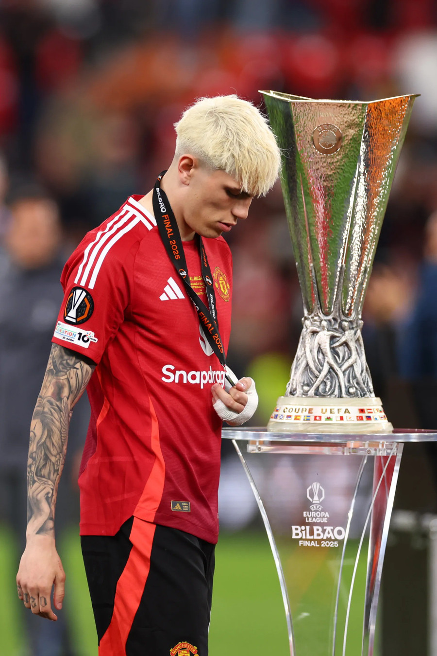 Đội bóng Ả Rập ra giá ‘khủng’, thủ quân Man Utd khó chối từ