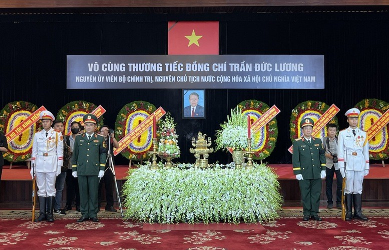 Cử hành trọng thể lễ viếng nguyên Chủ tịch nước Trần Đức Lương