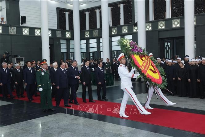 Cử hành trọng thể lễ viếng nguyên Chủ tịch nước Trần Đức Lương