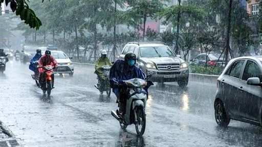 Dự báo thời tiết đêm nay và ngày mai 25/5: Hà Nội và các khu vực trên cả nước
