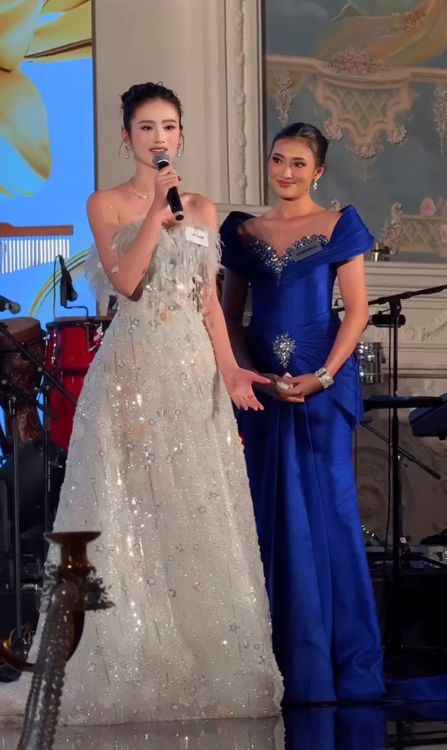 'Bà trùm' hoa hậu chúc mừng Ý Nhi lọt top 8 dự án nhân ái xuất sắc Miss World 2025