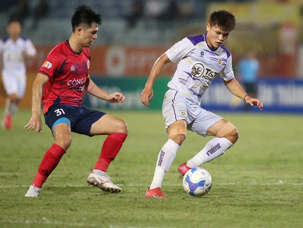 Tuấn Hải lập công, Hà Nội FC hạ gục Công an Hà Nội để tiếp tục níu giữ hy vọng vô địch