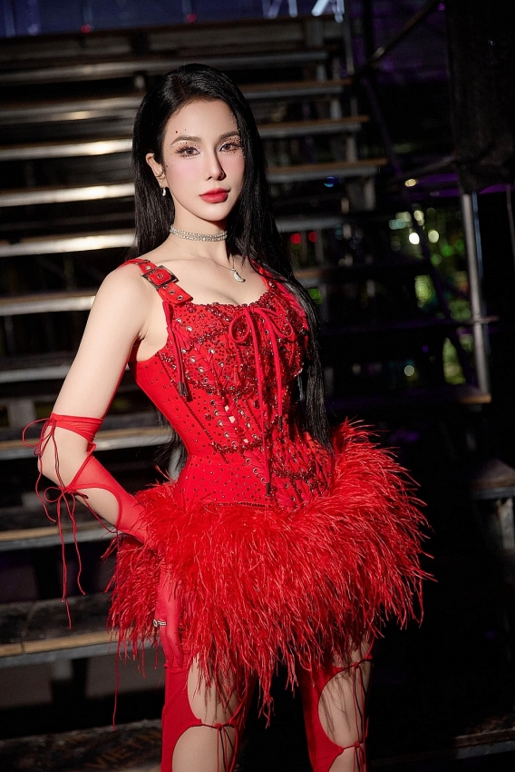 Diệp Lâm Anh 