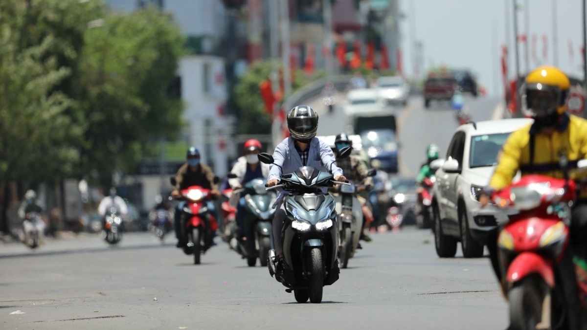 Dự báo thời tiết đêm nay và ngày mai 01/6: Hà Nội và các khu vực trên cả nước
