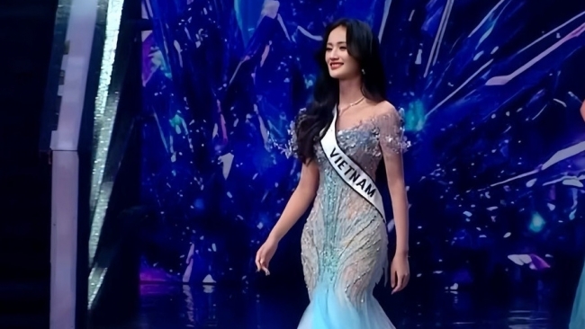 Ý Nhi dừng chân tại Miss World 2025