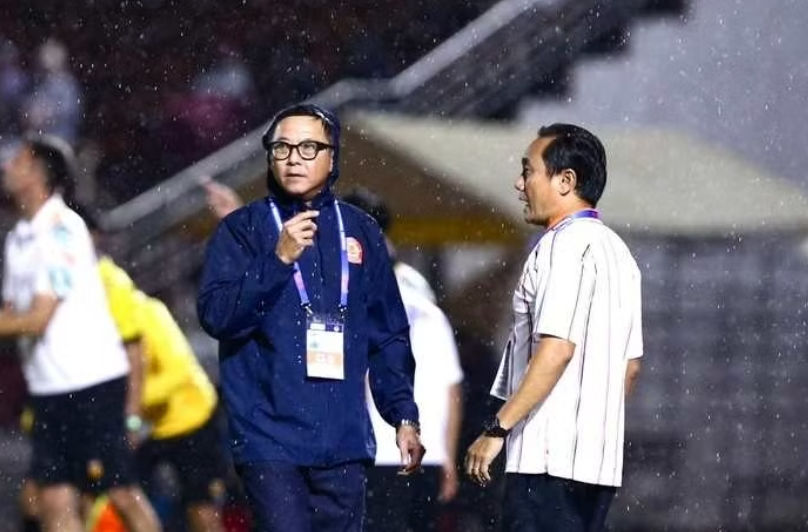 HLV Lê Huỳnh Đức chia tay CLB Công an TPHCM