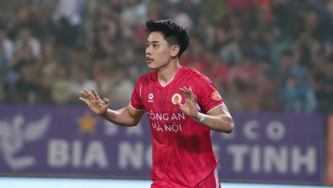 Nguyễn Đình Bắc và CAHN thống trị tuyệt đối giải thưởng tháng 4 V-League 2025/2026