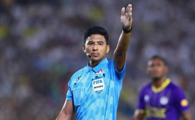 Trọng tài FIFA Malaysia đổ bộ V-League: Đảm bảo công bằng cho cuộc đua trụ hạng