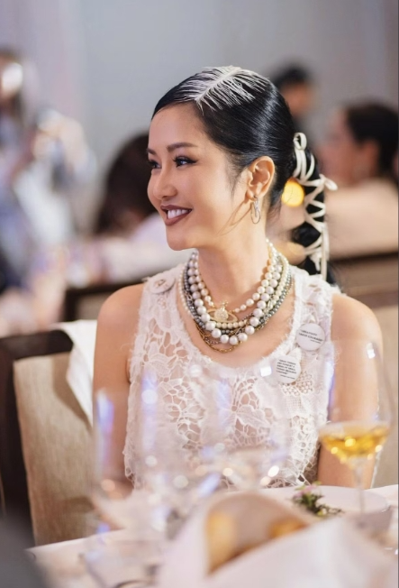 Nhan sắc 'không tuổi' của Diva Hồng Nhung sau một năm điều trị bệnh