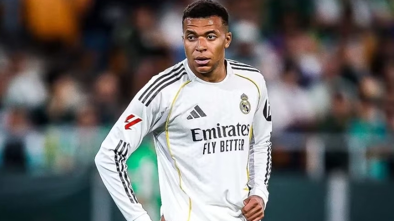 Real Madrid nhận hung tin trước đại chiến Barcelona rạng sáng 11/5