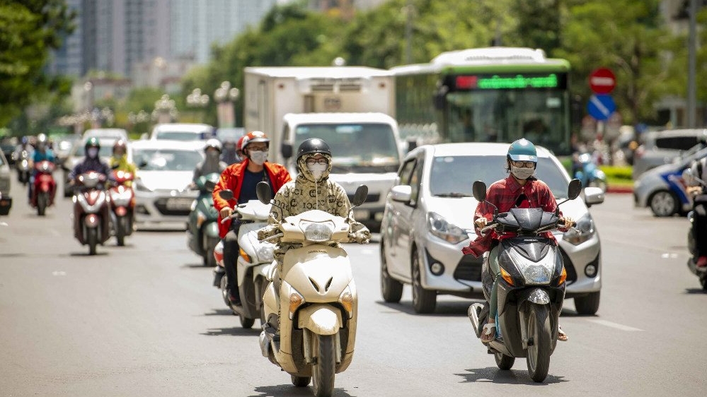 Dự báo thời tiết đêm nay và ngày mai 13/5: Hà Nội và các khu vực trên cả nước