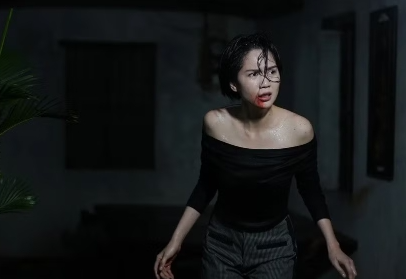 Ngọc Trinh có vượt qua được mác diễn viên tay ngang?