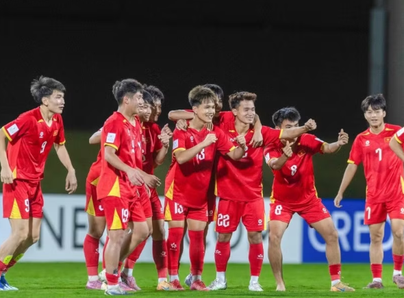 FIFA chúc mừng U17 Việt Nam