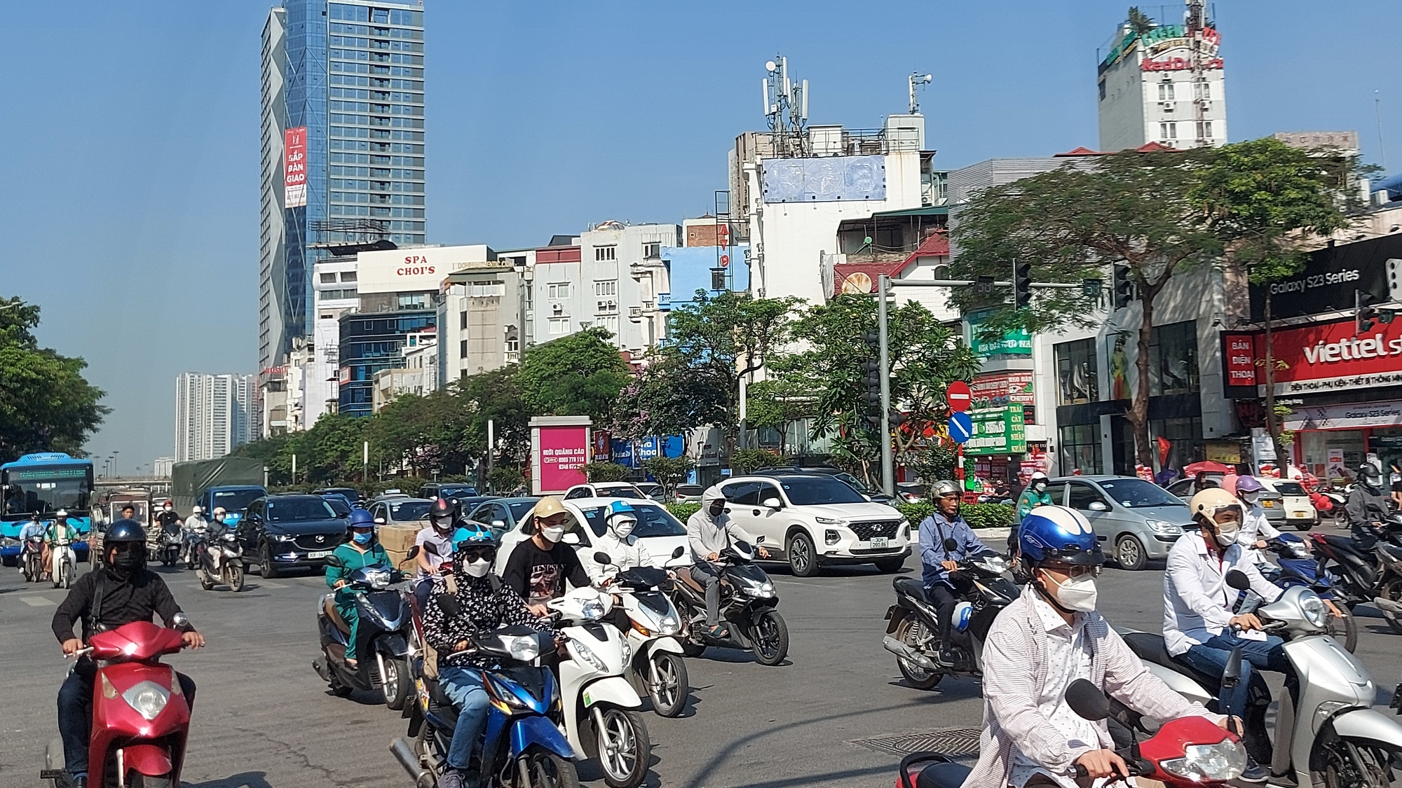 Dự báo thời tiết đêm nay và ngày mai 16/5: Hà Nội và các khu vực trên cả nước