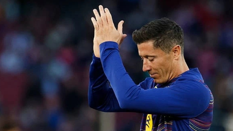 Khoảnh khắc Lewandowski rơi lệ, khép lại hành trình tại Camp Nou