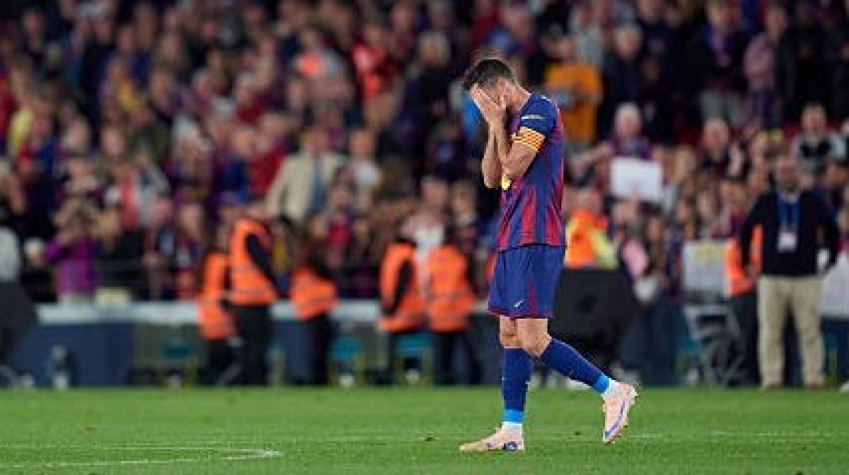 Khoảnh khắc Lewandowski rơi lệ, khép lại hành trình tại Camp Nou