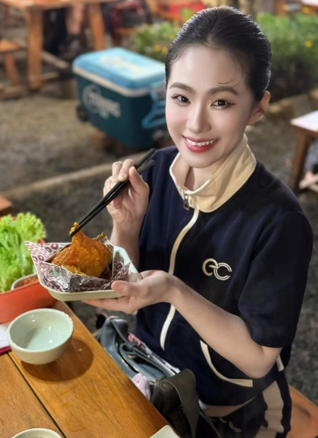 Lương Bích Hữu da trắng mịn, nhan sắc 