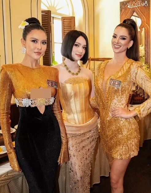 Hương Giang gợi cảm với váy ôm sát tại MGI All Stars
