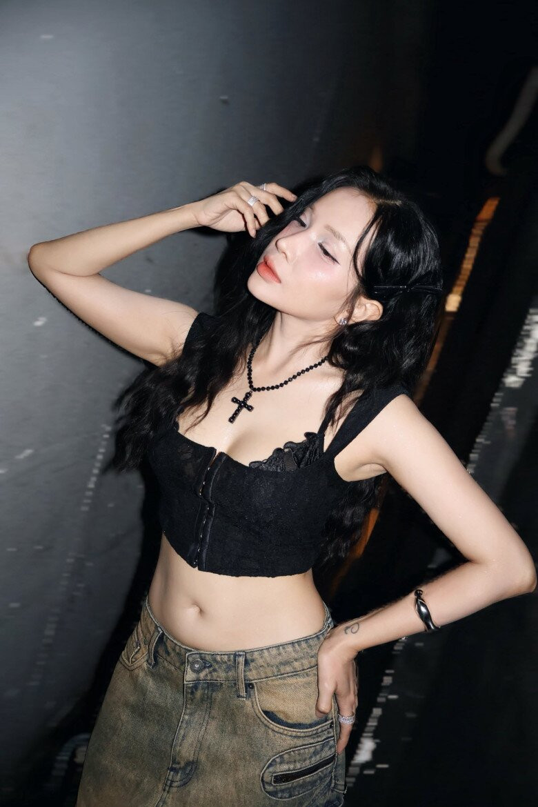 Khả Như phản hồi tin đồn mang thai và hé lộ cuộc sống của nữ giám đốc trăm tỷ