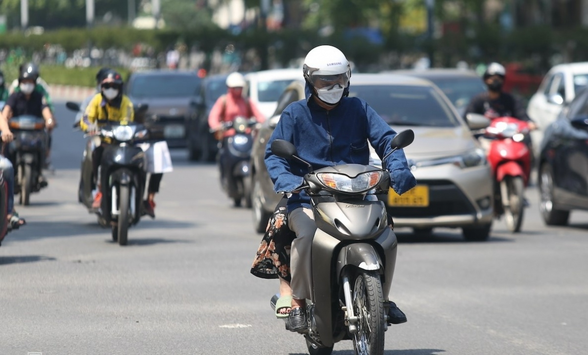 Dự báo thời tiết đêm nay và ngày mai 23/5: Hà Nội và các khu vực trên cả nước