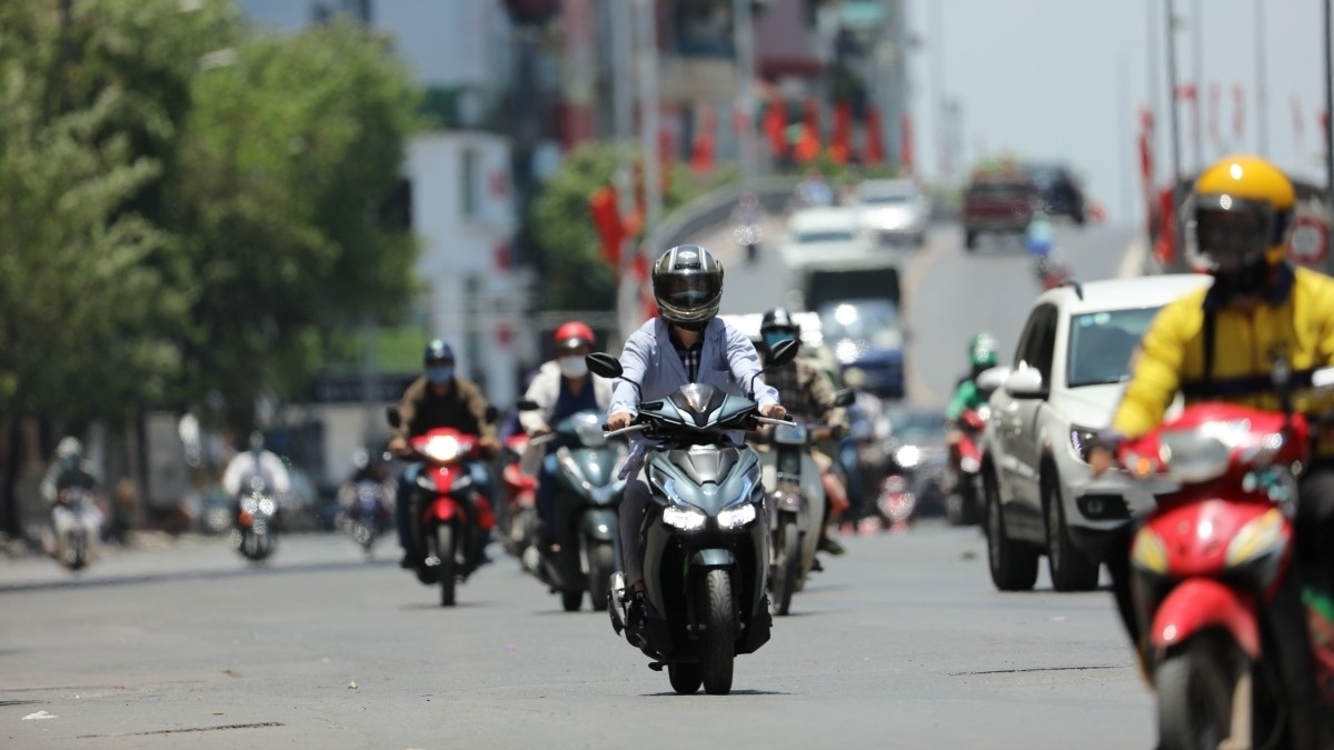 Dự báo thời tiết đêm nay và ngày mai : Hà Nội và các khu vực trên cả nước