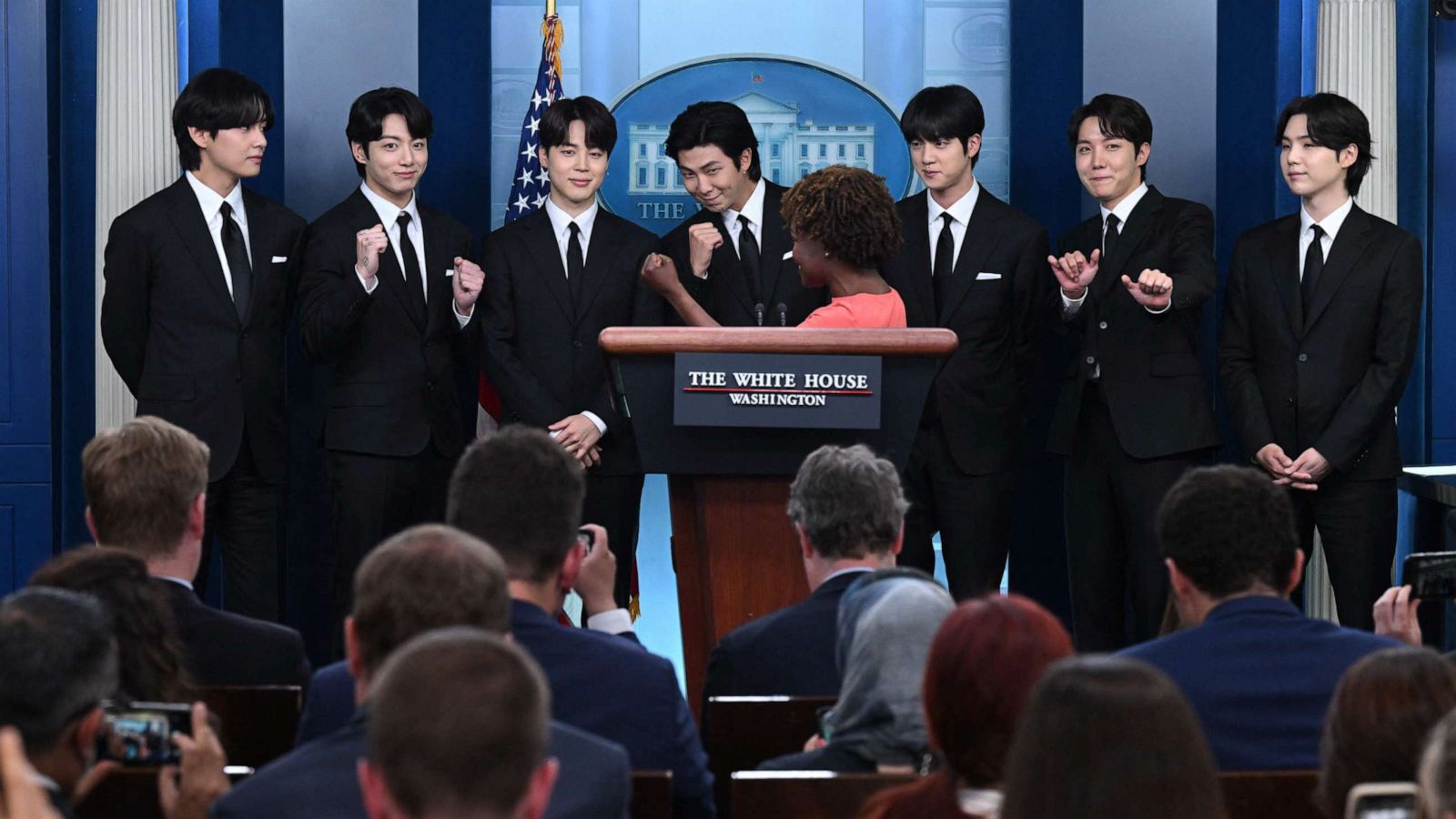 BTS gặp gỡ Tổng thống Mỹ Joe Biden tại Nhà Trắng