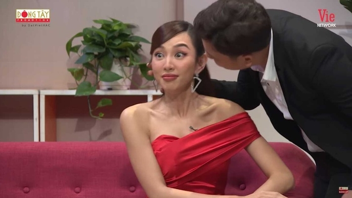Trường Giang bất ngờ hôn Hoa hậu Thùy Tiên trên sóng truyền hình, CĐM nói gì?