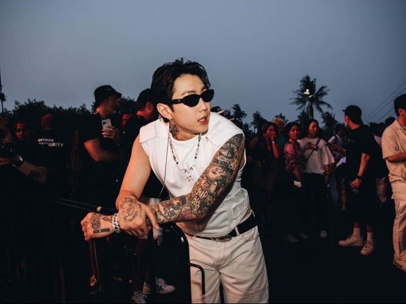 Rapper Jay Park từng bị vào "danh sách đen" giờ là nghệ sĩ K-pop nổi bật bậc nhất