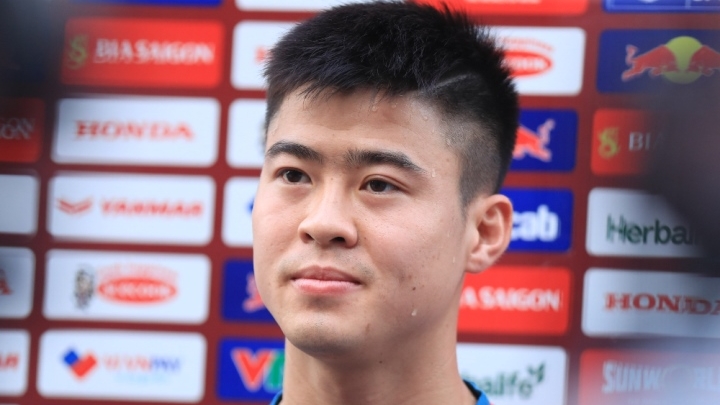 Duy Mạnh: Chúng tôi đang cố gắng trau dồi để hiểu hết ý đồ của HLV Troussier