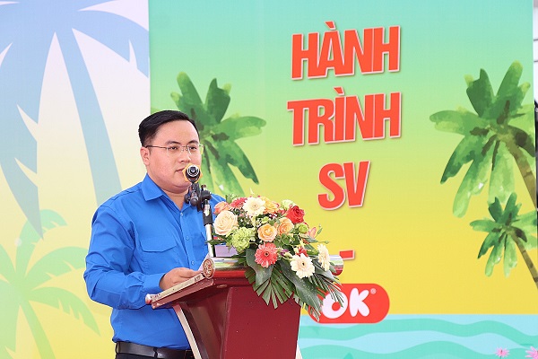 Sinh viên Bến Tre trải nghiệm "Hành trình SV - OK"