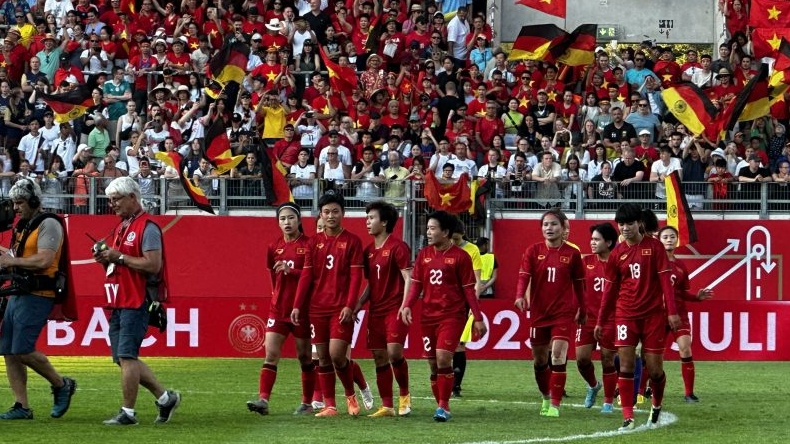 Truyền thông Đức cảnh báo đội nhà sau trận đấu với tuyển nữ Việt Nam