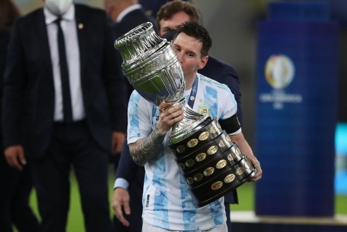 Messi tái xuất cùng tuyển Argentina
