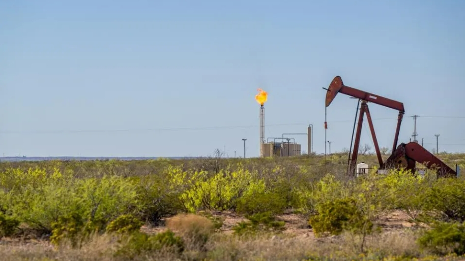 Liệu thế giới có chứng kiến tình trạng dư thừa nguồn cung dầu đáng kinh ngạc vào năm 2030?