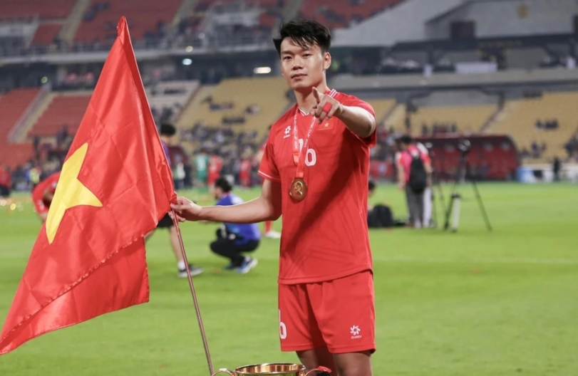 HLV Kim Sang-sik đón tin vui từ trò cưng
