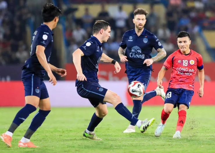 Tinh thần Việt Nam ở Buriram
