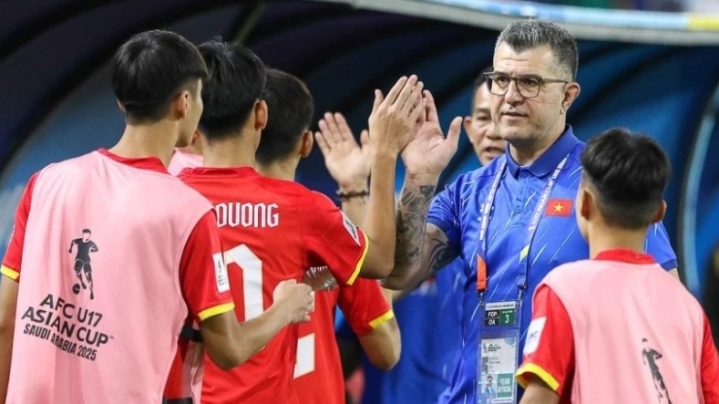 HLV Brazil khen U16 Việt Nam