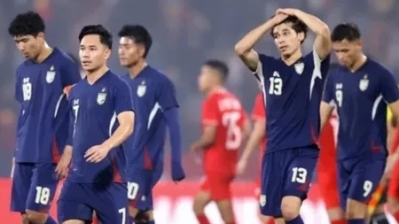 Bóng đá Thái Lan gặp biến cố lớn