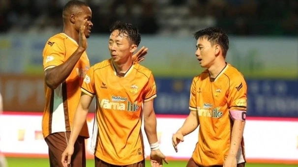 CLB Công an Hà Nội giúp Hoàng Anh Gia trụ hạng