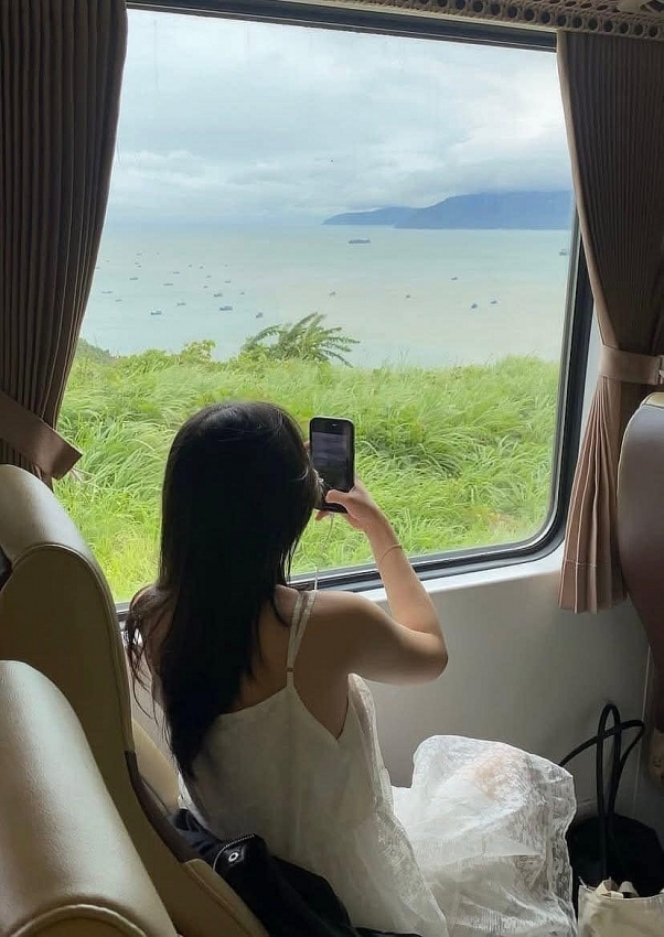 Chuyến tàu di sản Huế Đà Nẵng có gì khiến du khách mê mẩn?