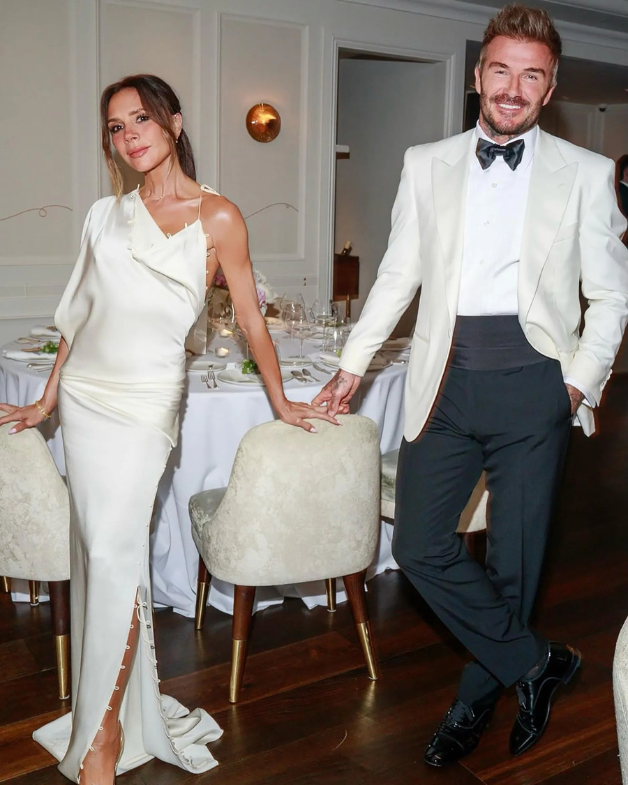 Beckham được phong tước Hiệp sĩ sau hơn 10 năm chờ đợi