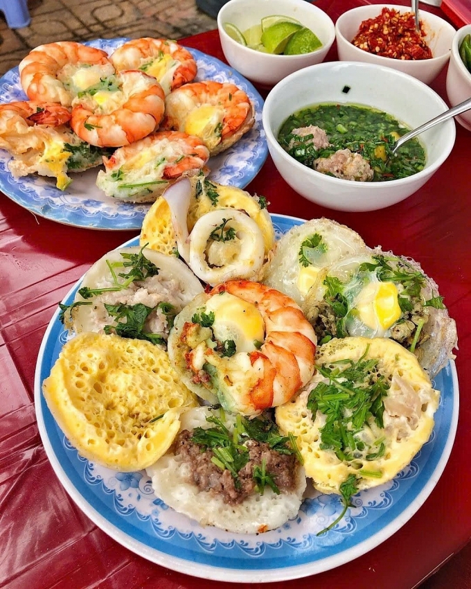 Lang thang Nha Trang ăn vặt vỉa hè ngon hết sảy