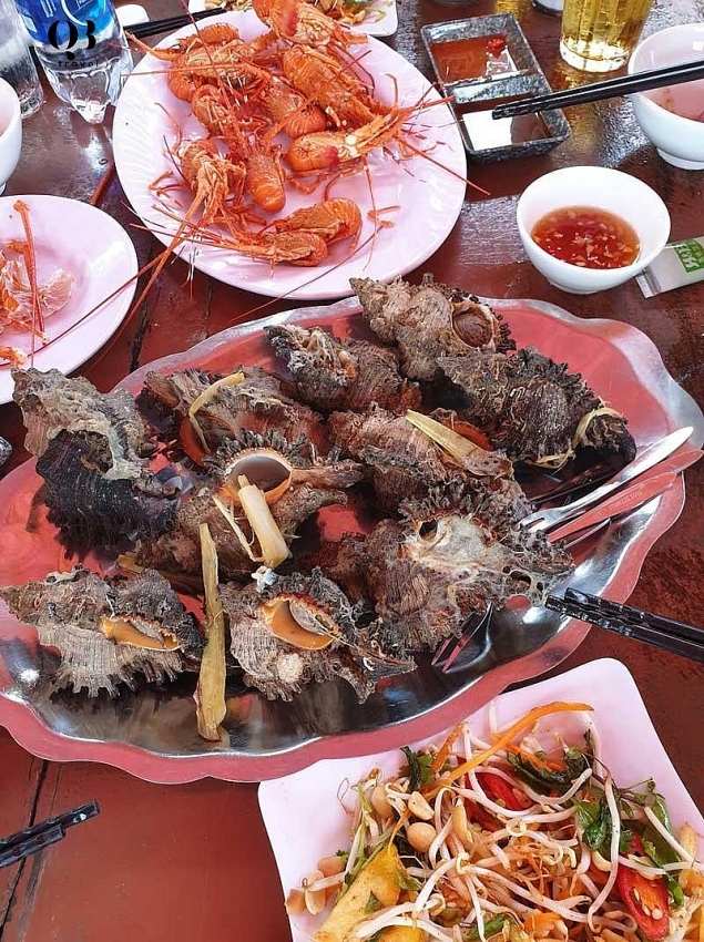Vi vu Quảng Bình 2 ngày cuối tuần đi đâu, ăn gì?