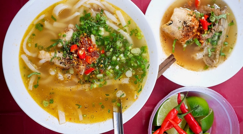 Vi vu Quảng Bình 2 ngày cuối tuần đi đâu, ăn gì?